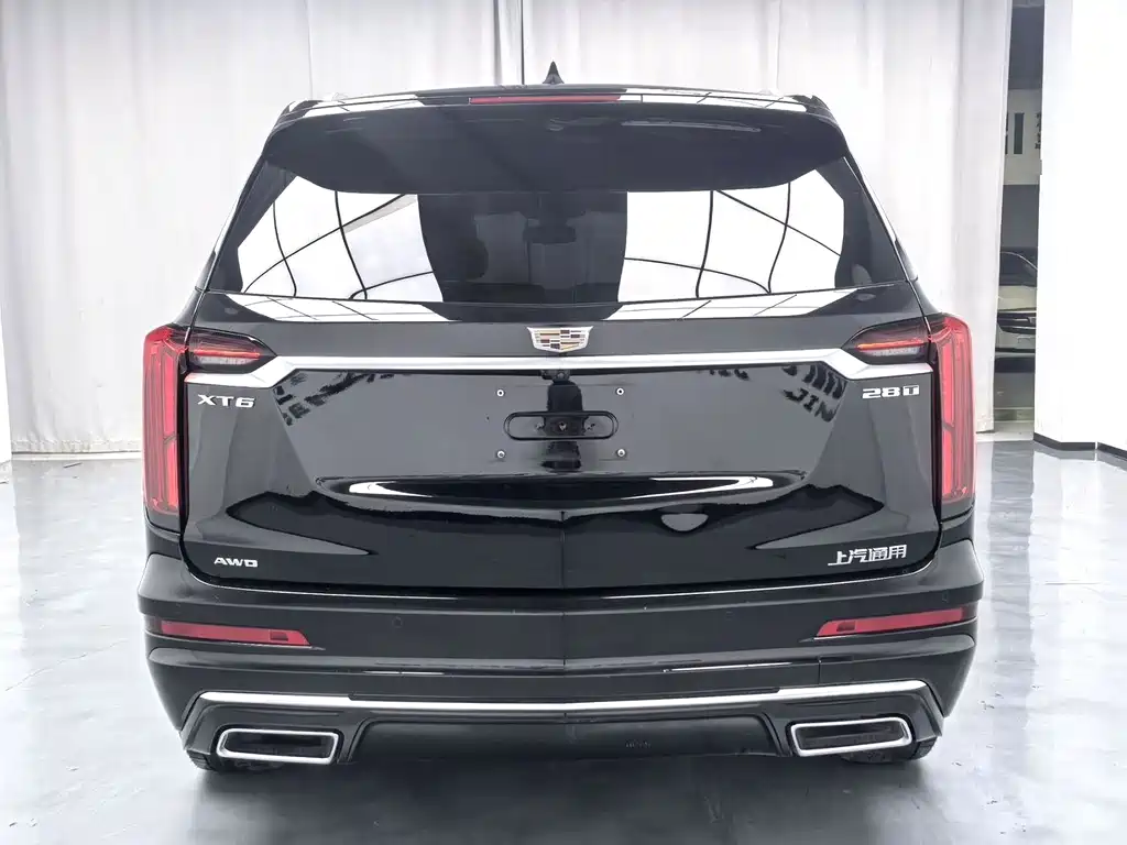 Cadillac XT6 — миниатюра 5