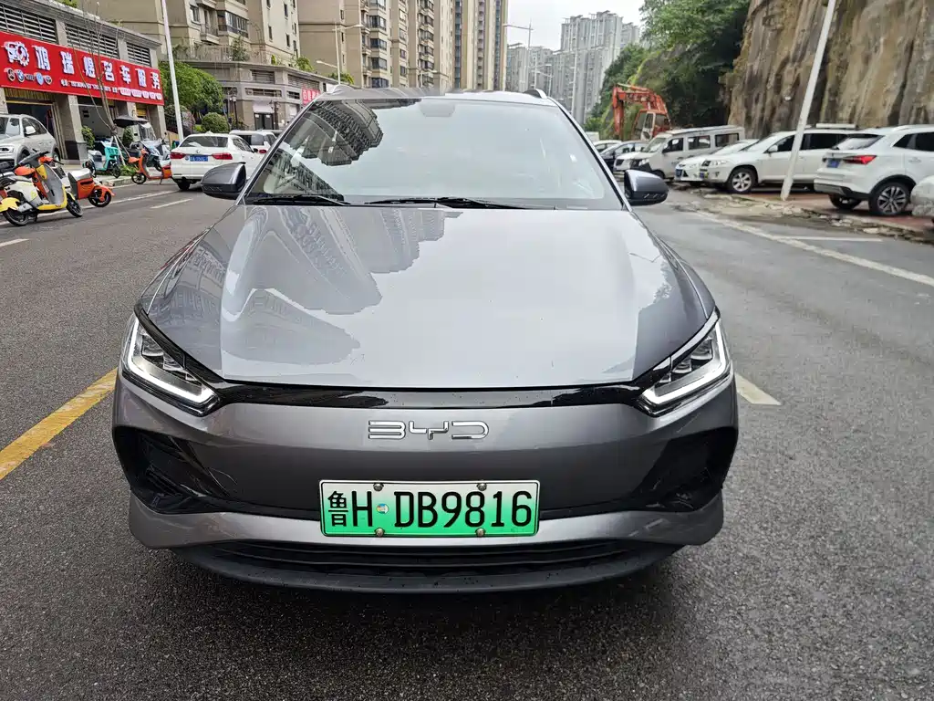 BYD E2 2023 Luxury