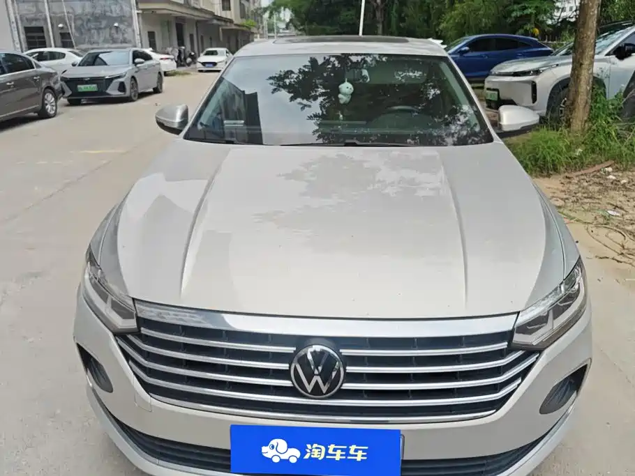 Volkswagen Lavida — миниатюра 2