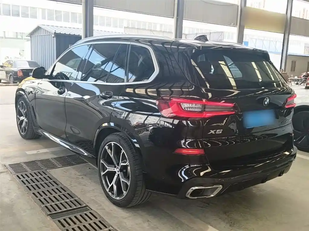 BMW X5 2021 xDrive40i Premium M Sport