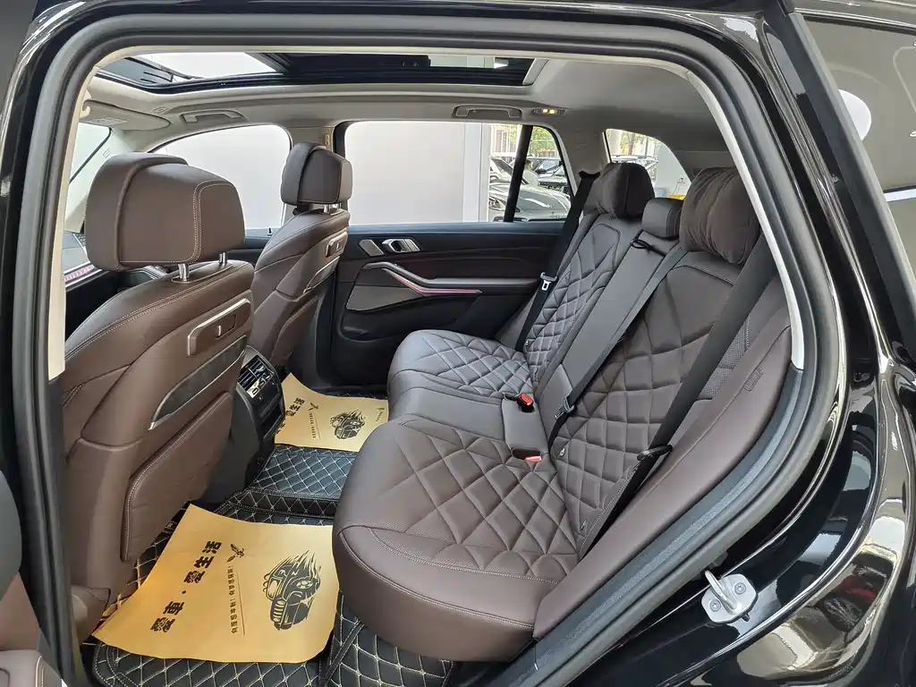 BMW X5 2025 xDrive 30Li Premium M Sport