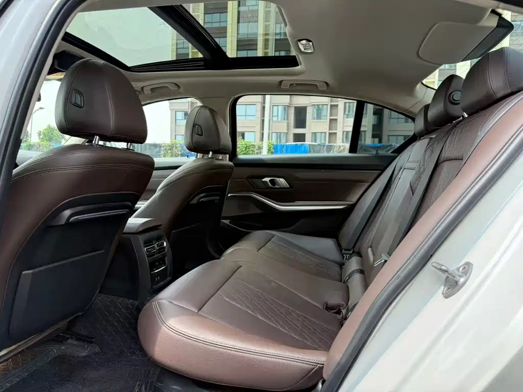 BMW 3 Series 3 2022 325Li M Sport