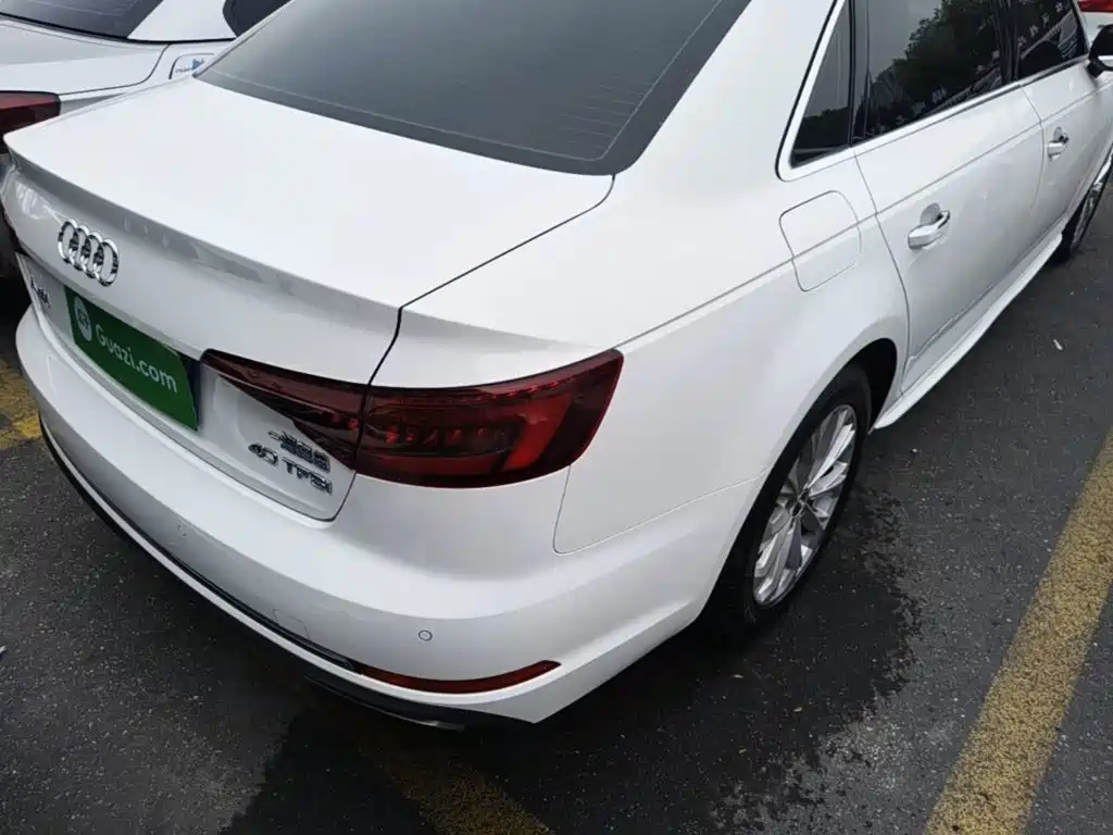 Audi A4L — миниатюра 8