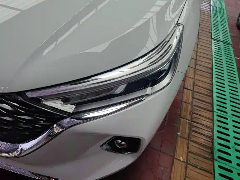 Haval M6 — миниатюра 5