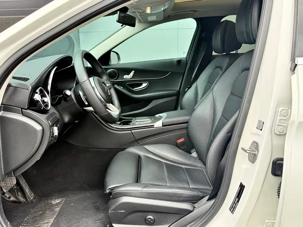 Mercedes-Benz C-Class - фото 6
