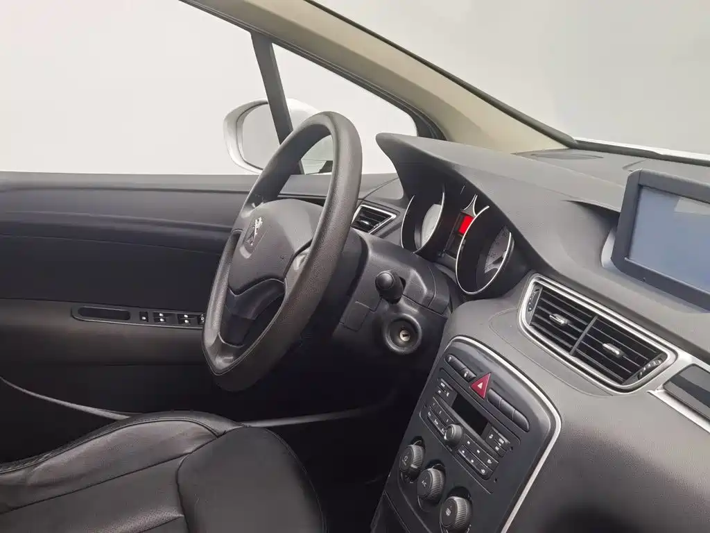 Peugeot 308 — миниатюра 22