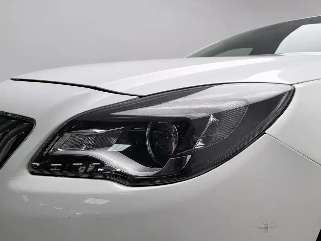 Buick Regal — миниатюра 7