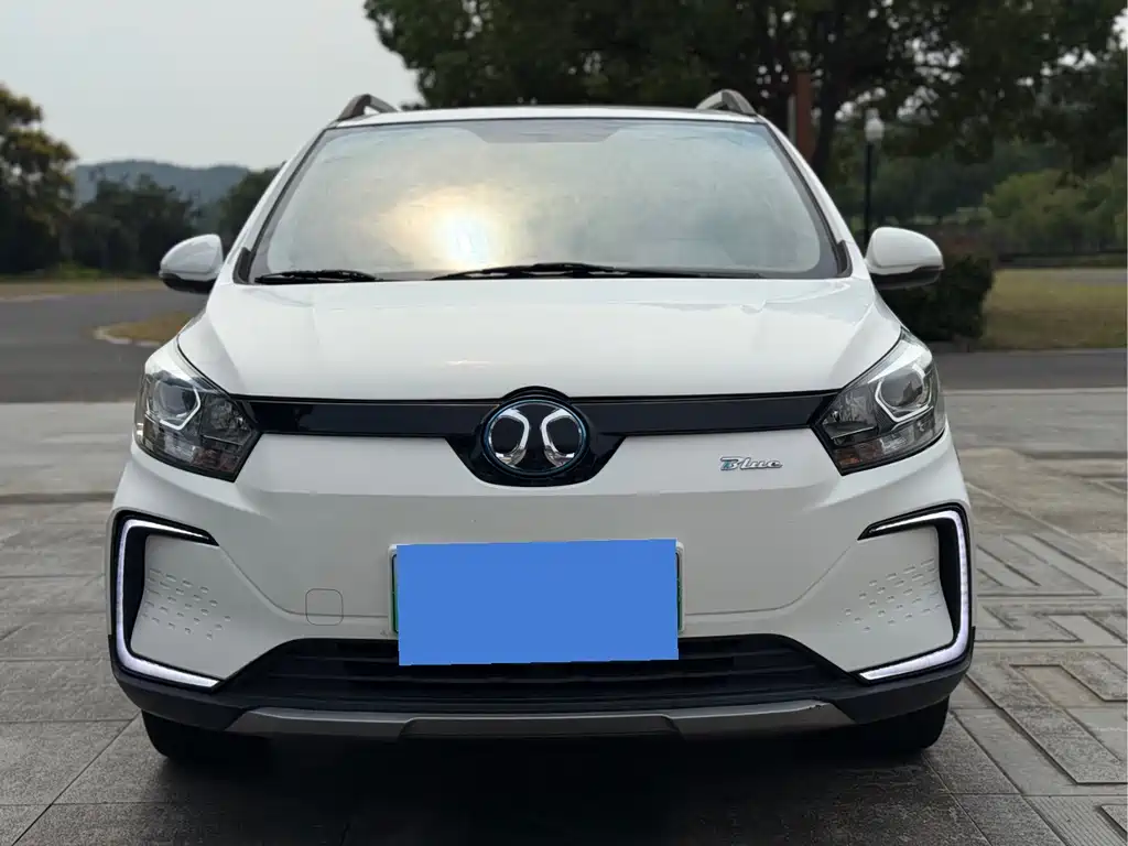 BAIC New Energy EC5 — миниатюра 3