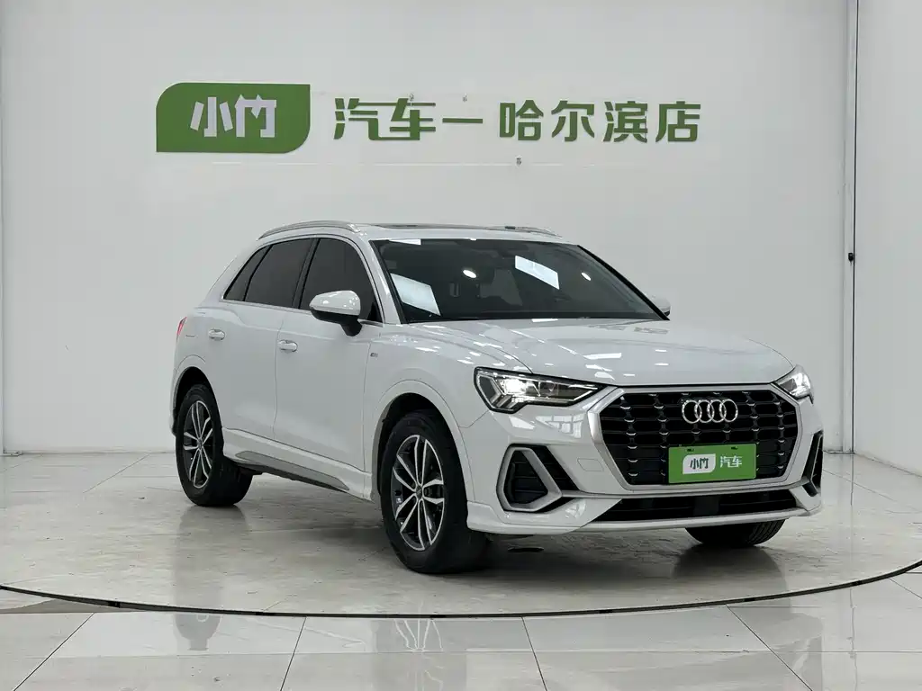 Audi Q3 2022 35 TFSI