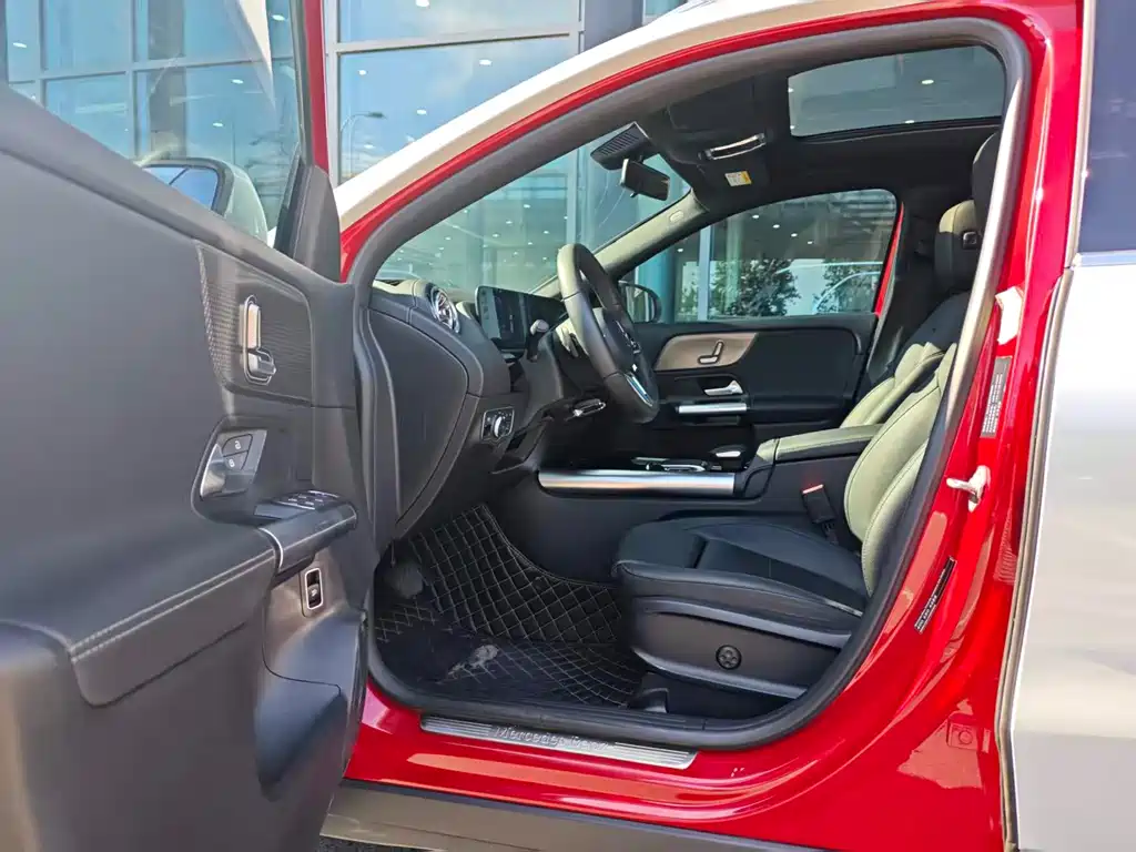 Mercedes-Benz GLA — миниатюра 4