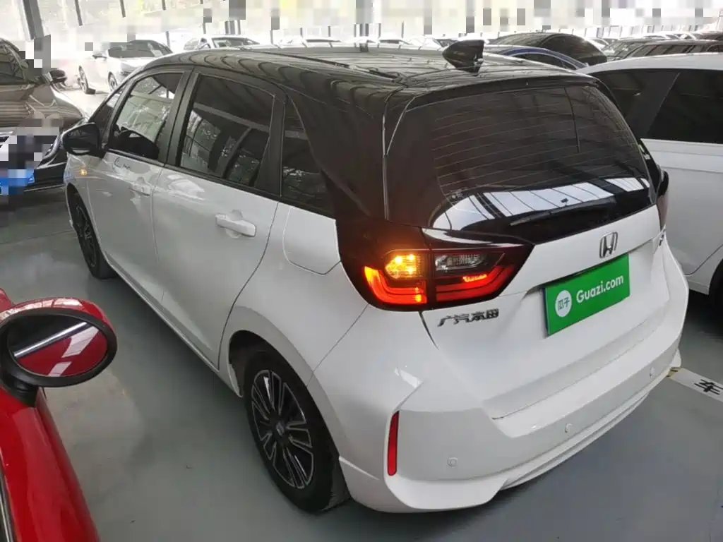 Honda Fit — миниатюра 5