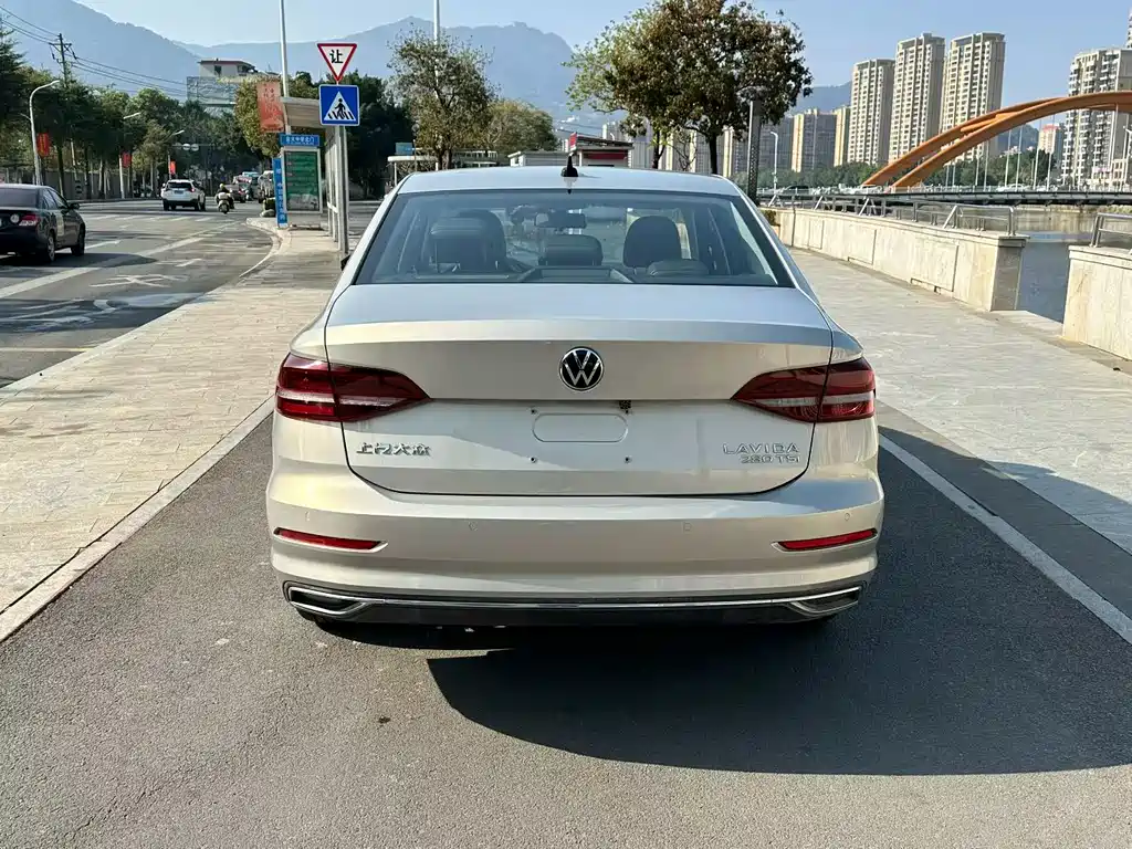 VOLKSWAGEN LAVIDA