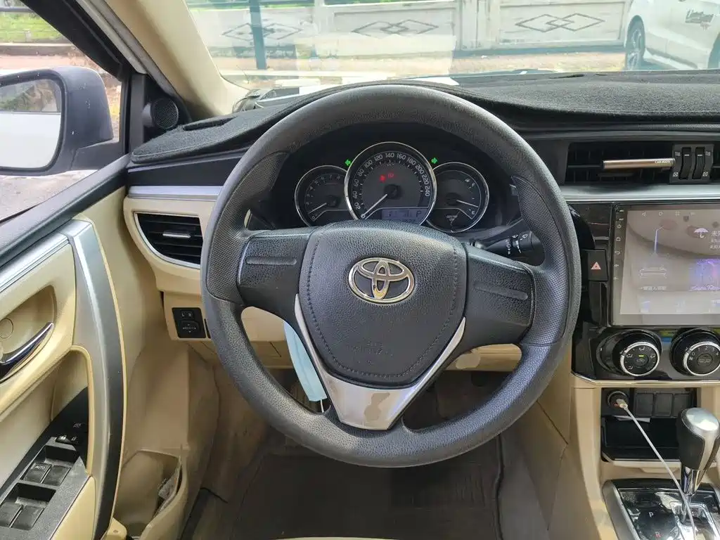 Toyota Corolla — миниатюра 11