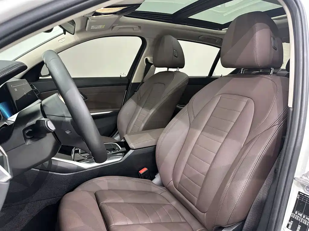 BMW 3 Series — миниатюра 8