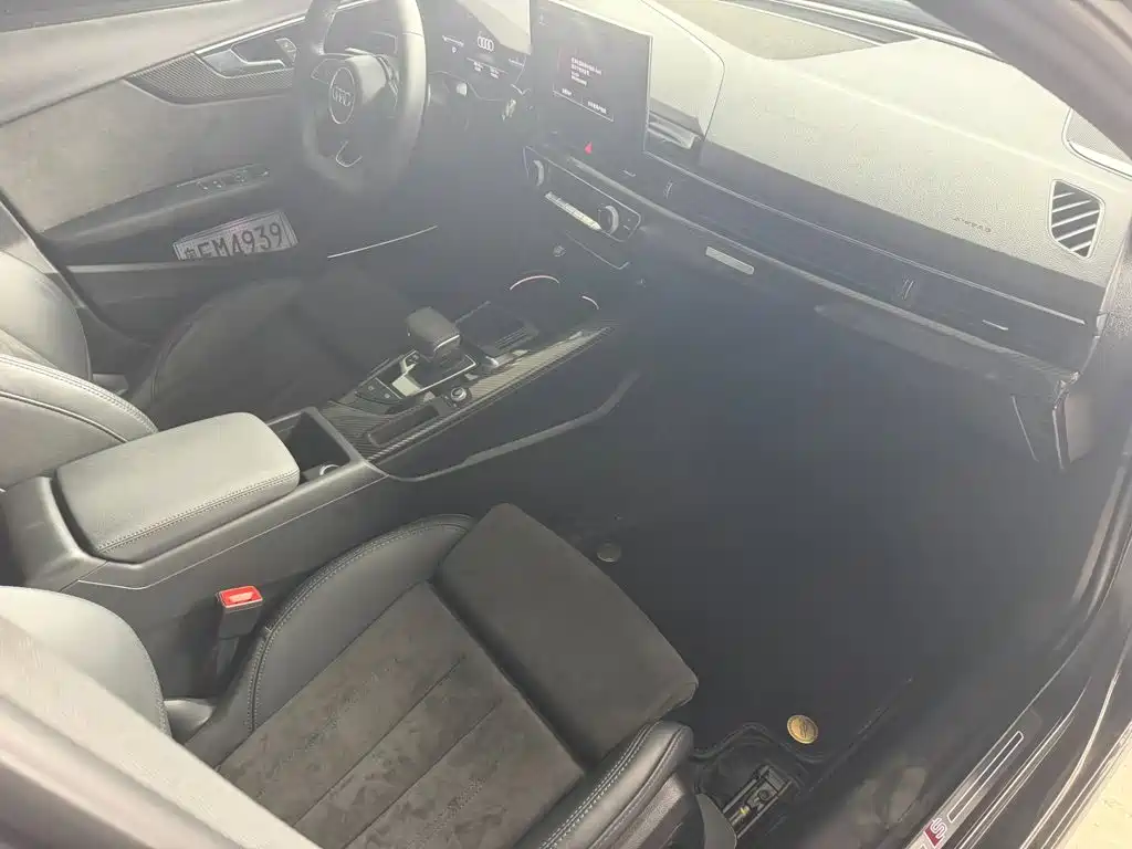 Audi A4L — миниатюра 6