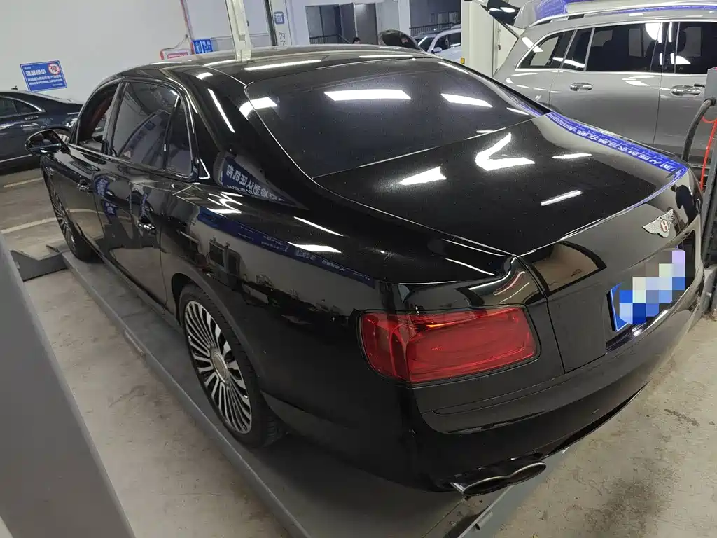 Bentley Flying Spur 2014 4.0T V8 Luxury