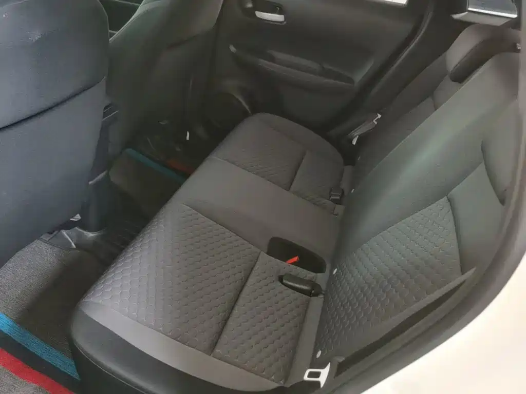 Honda Fit — миниатюра 17