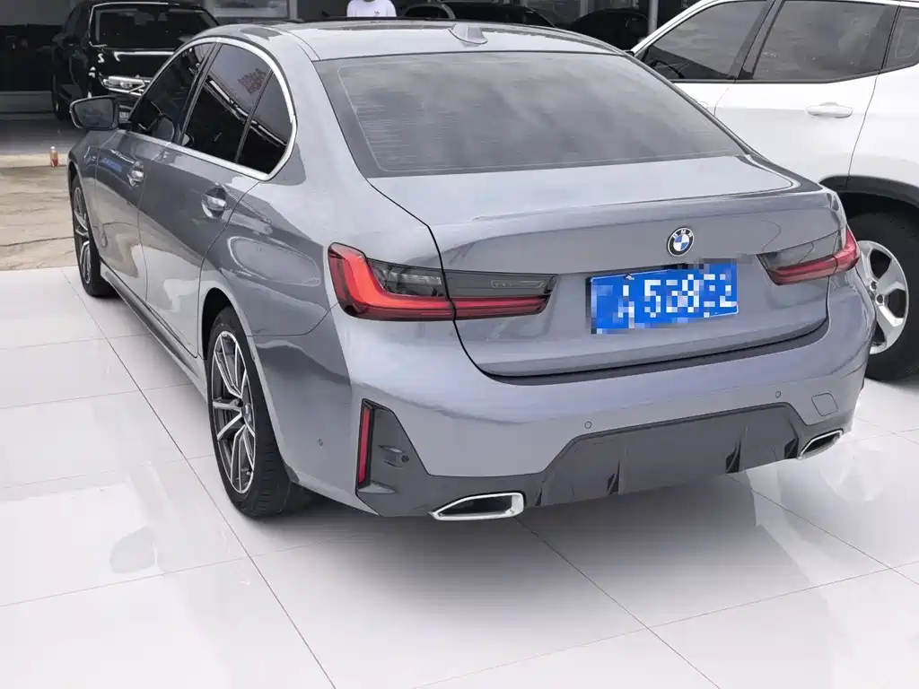BMW 3 Series — миниатюра 11