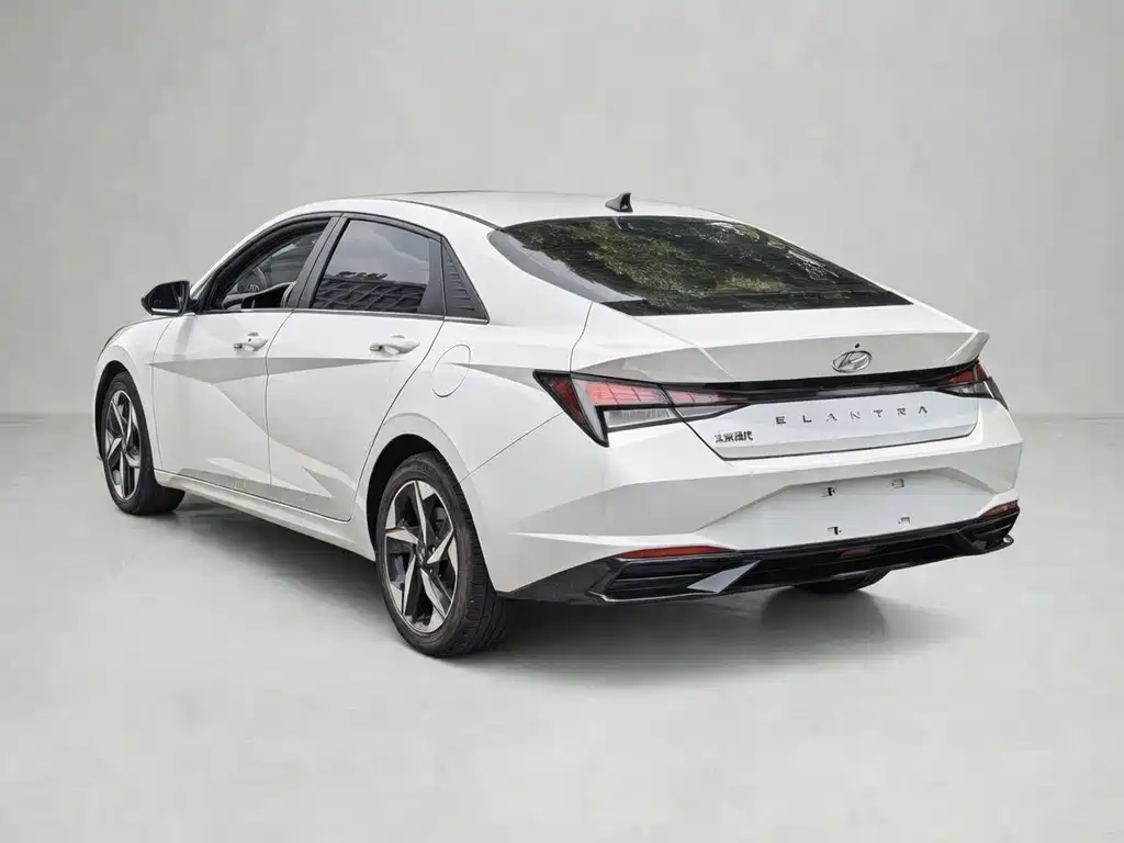 Hyundai Elantra 2022 1.5L CVT GLX Elite