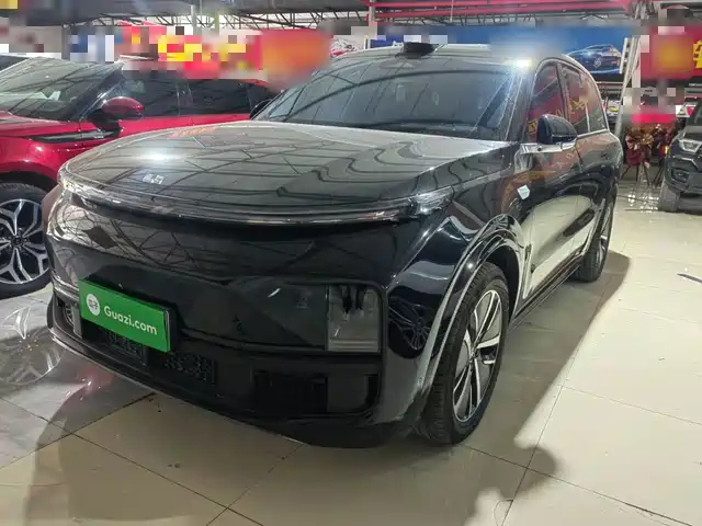 Li Auto L8