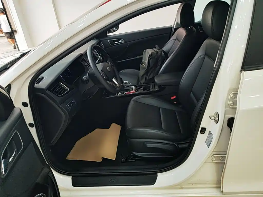 Hyundai Mistra — миниатюра 15