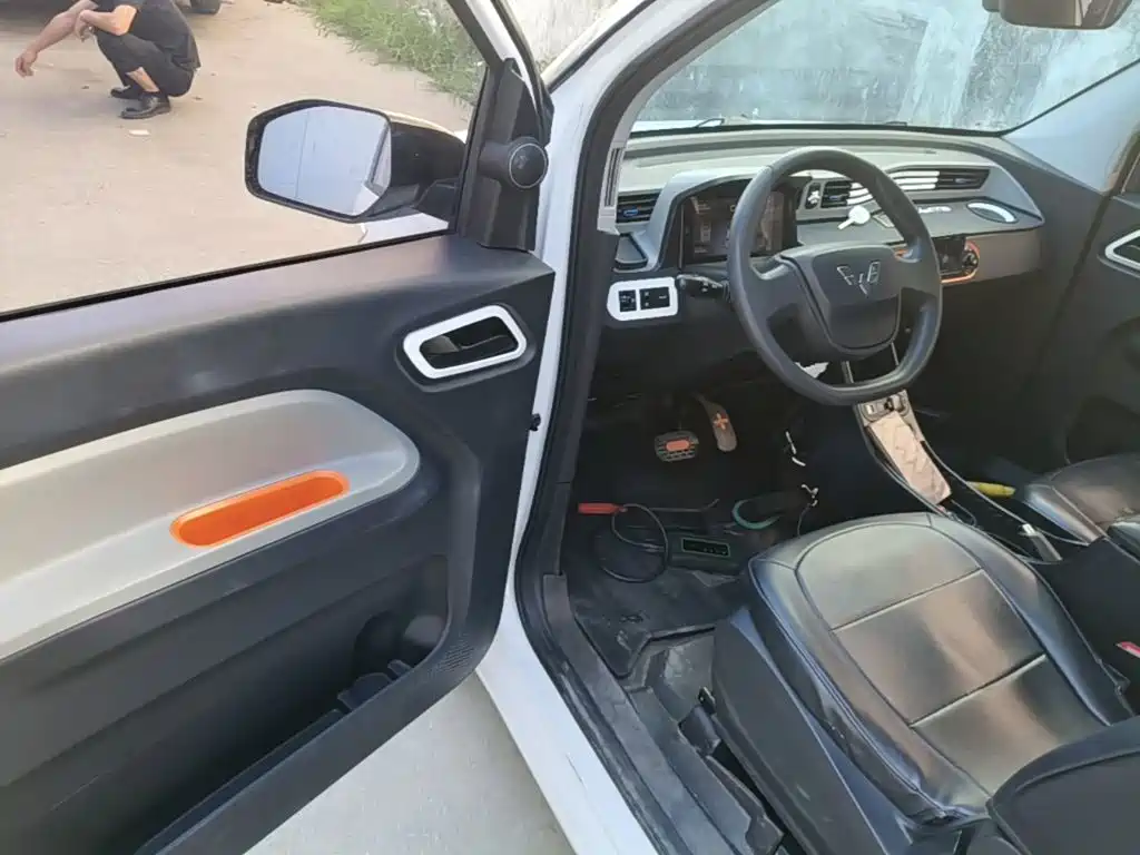 Wuling MINIEV — миниатюра 16