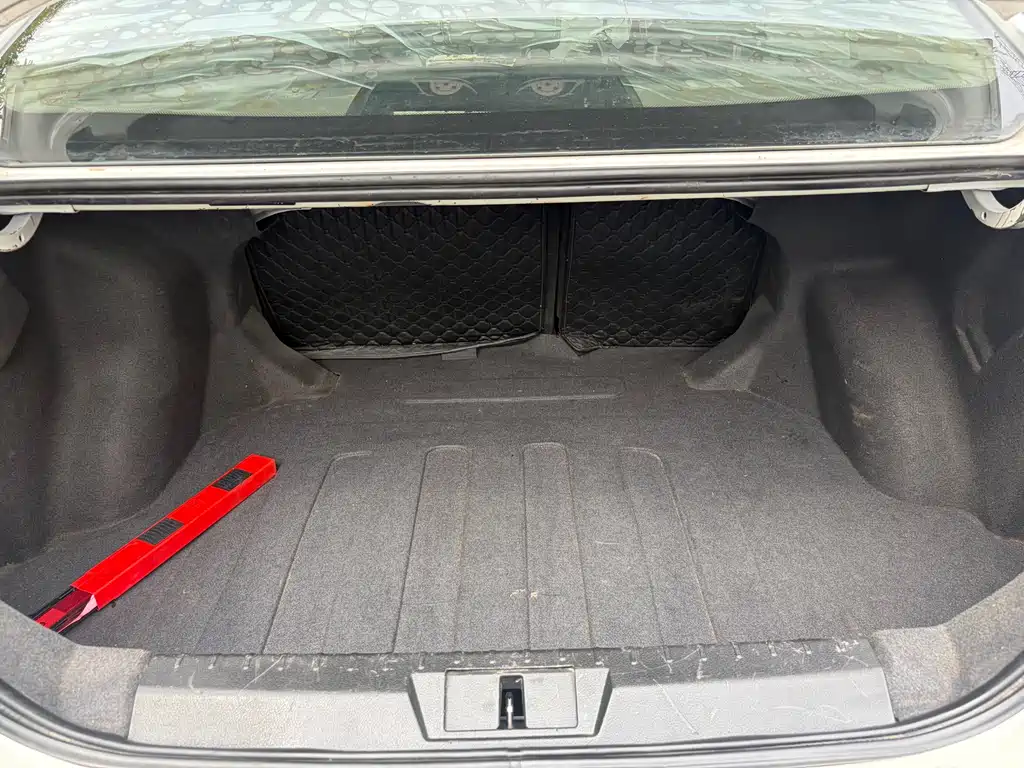 Geely Emgrand — миниатюра 16