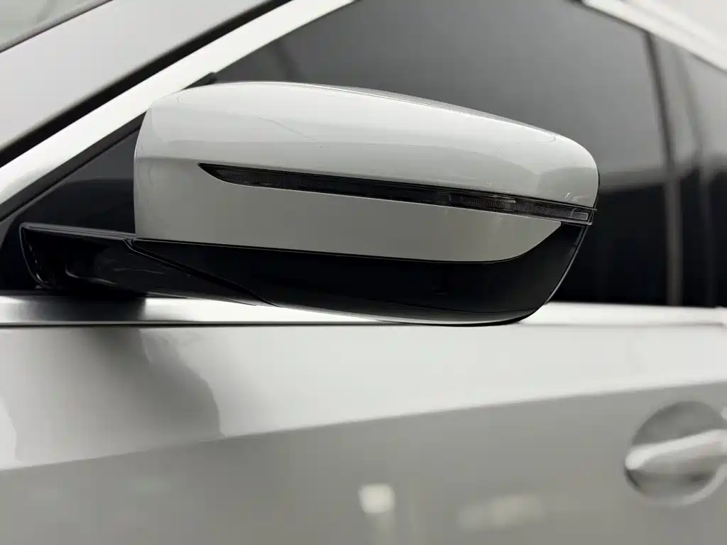 BMW 3 Series — миниатюра 17