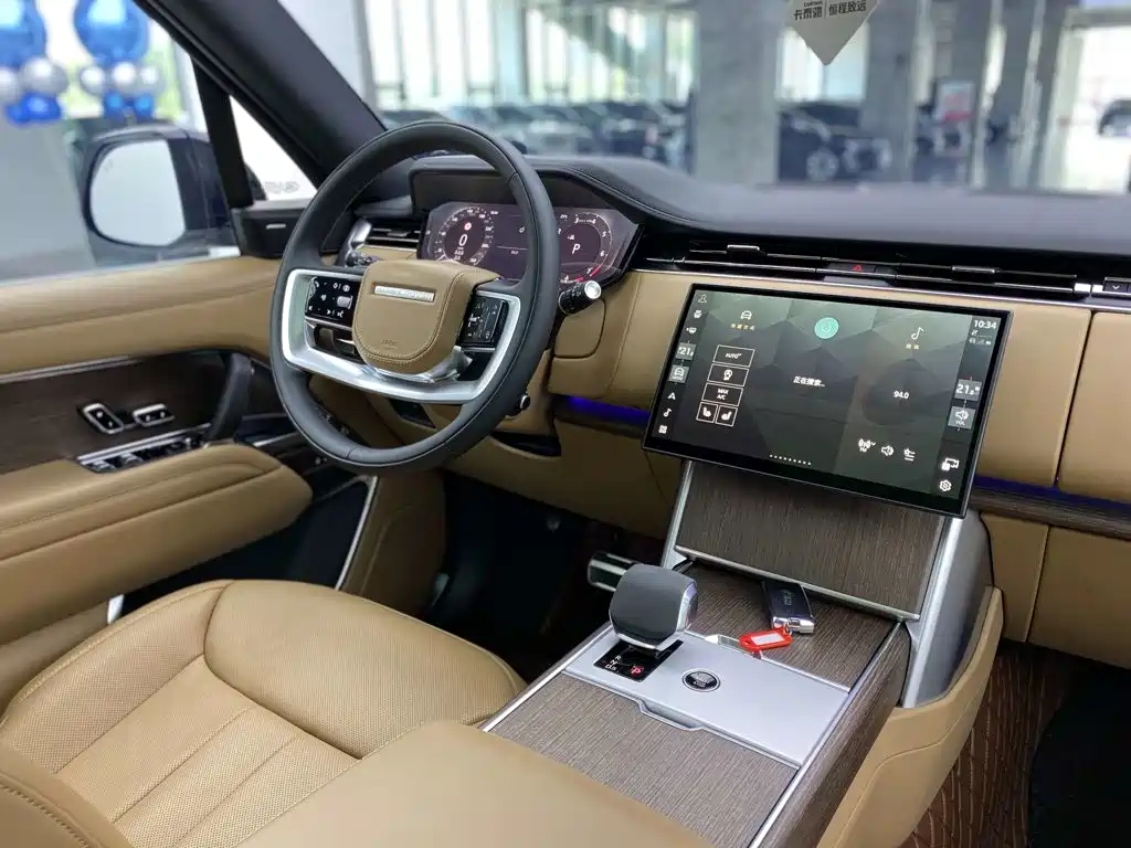Land Rover Range Rover — миниатюра 38