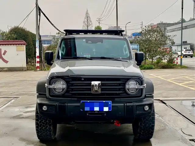 2023 TANK 300