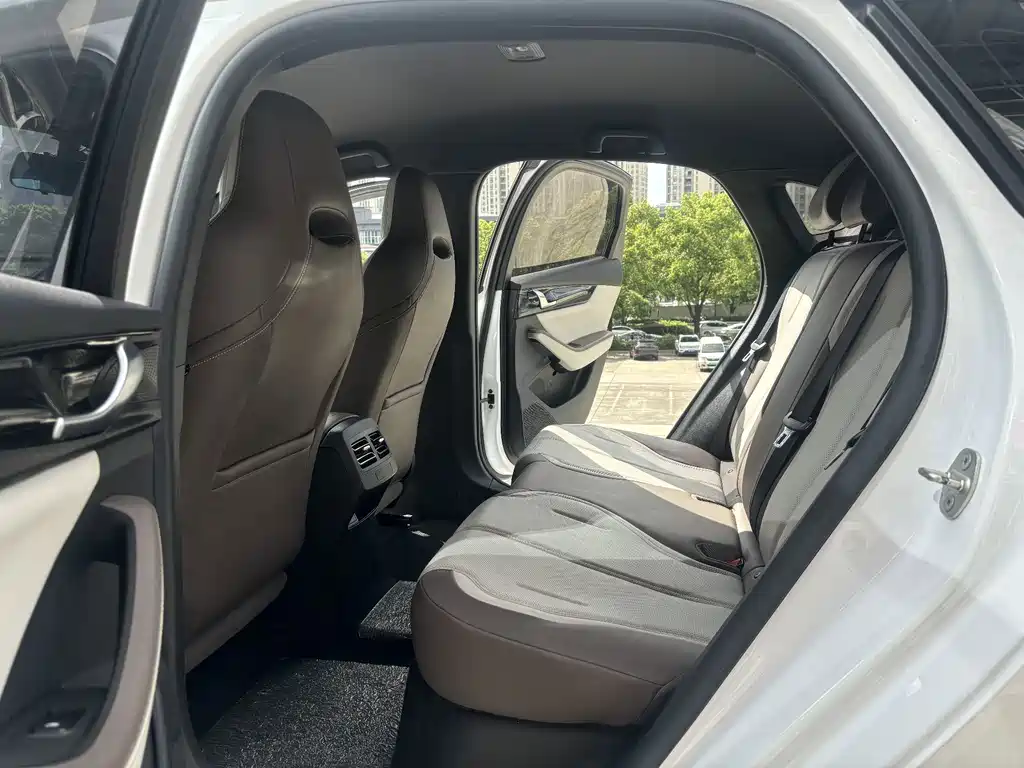BYD Qin PLUS — миниатюра 9