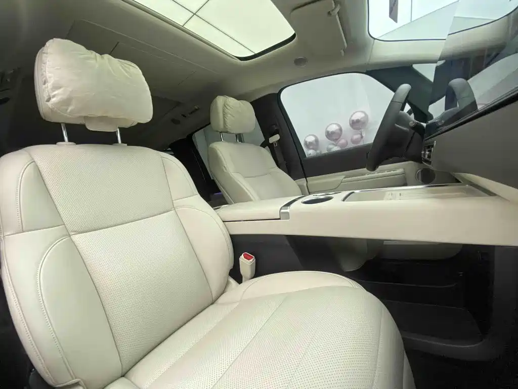 Li Auto Li MEGA — миниатюра 17