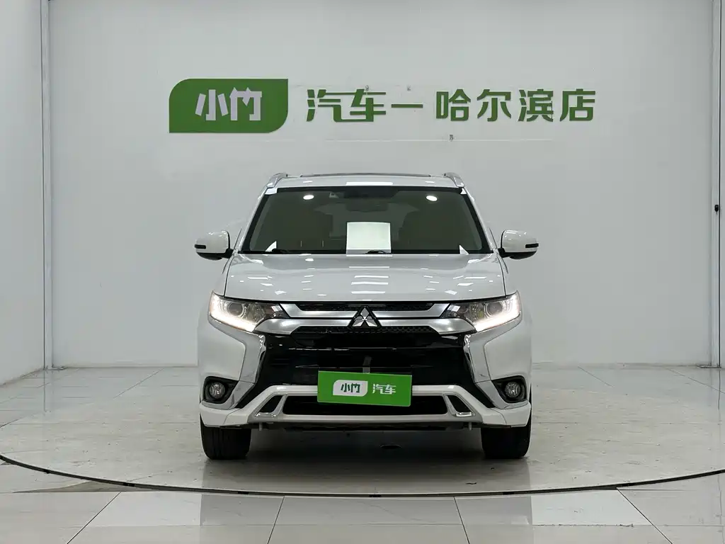 Mitsubishi Outlander — миниатюра 2