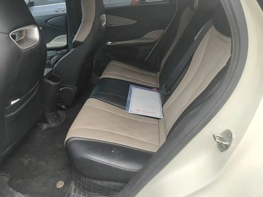 BYD Dolphin — миниатюра 17