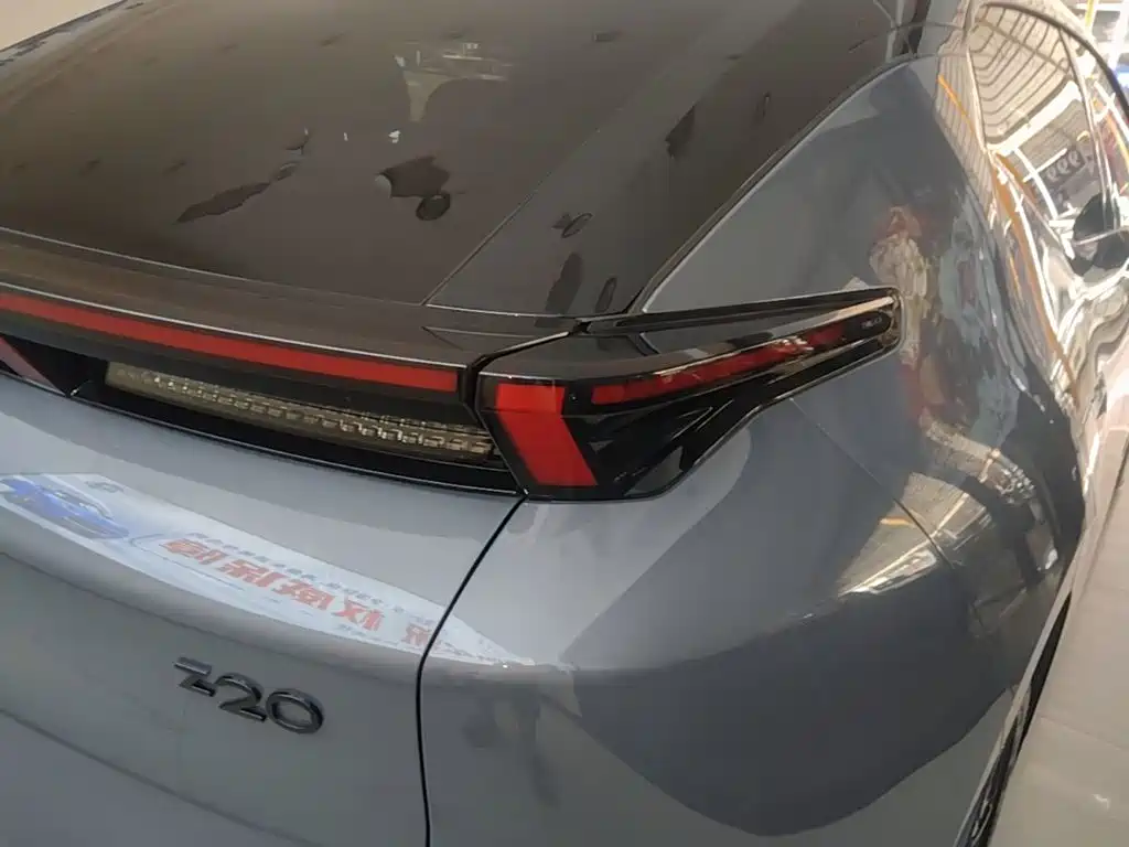 Lynk & Co Z20 — миниатюра 8