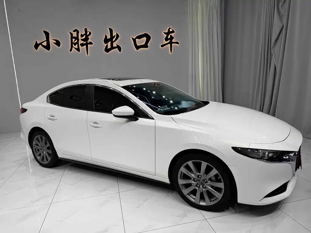 Mazda Mazda3 3 2021 2.0L AT