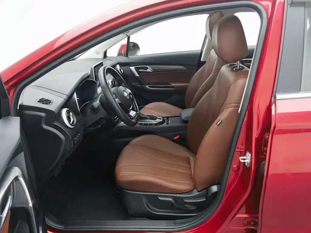 BAIC Senova D50 — миниатюра 10
