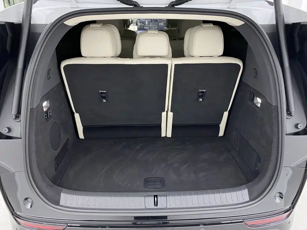 Li Auto Li MEGA — миниатюра 29