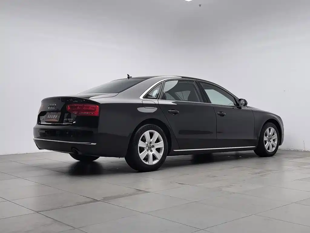 Audi A8 — миниатюра 2