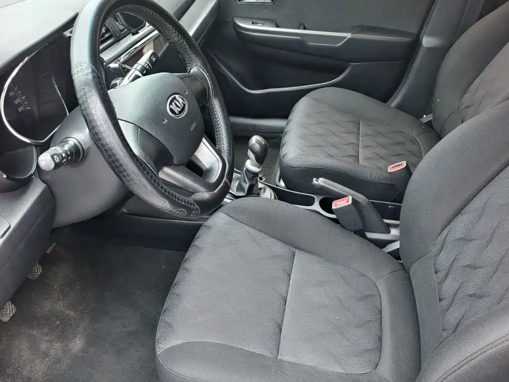 Kia K2 — миниатюра 4
