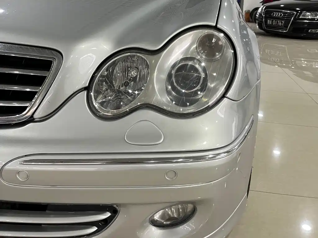 Mercedes-Benz C-Class C 2006 C 230 Fashion
