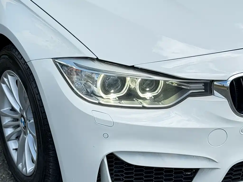 BMW 3 Series — миниатюра 8