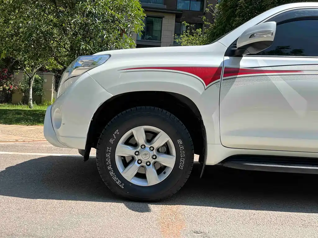 Toyota Prado (Import) — миниатюра 6