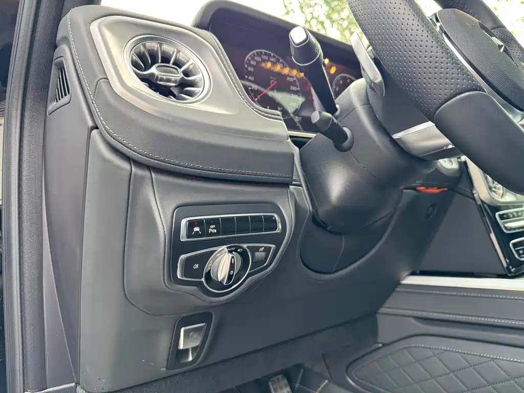 Mercedes-Benz G-Class — миниатюра 14