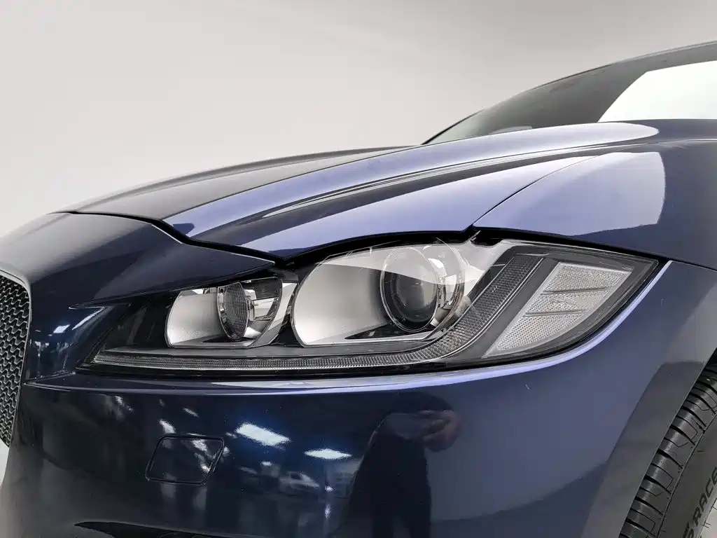 Jaguar F-PACE — миниатюра 7