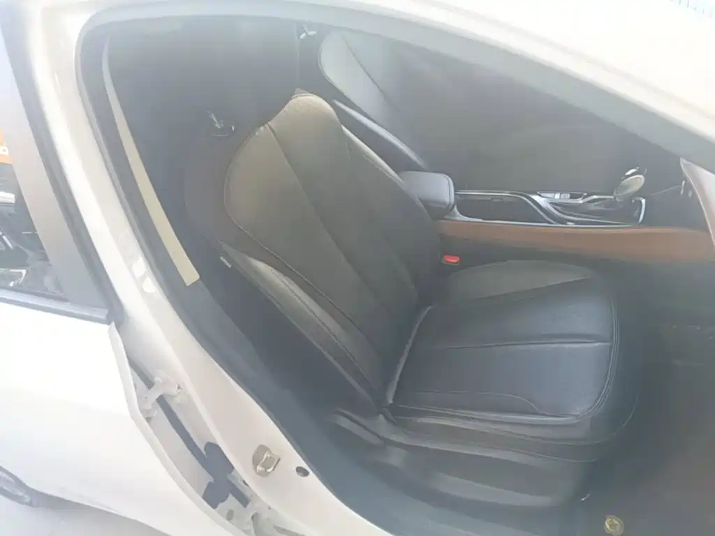 Buick Verano — миниатюра 25