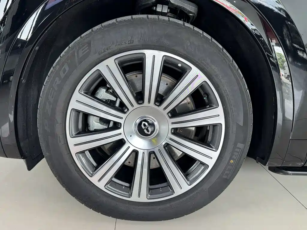 AITO AITO M8 — миниатюра 14