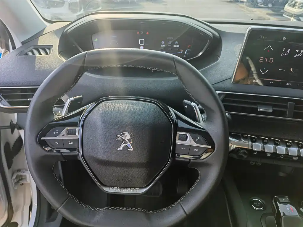 Peugeot 5008 — миниатюра 10