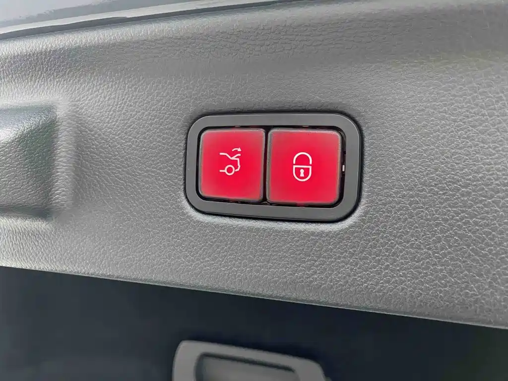 Mercedes-Benz S-Class — миниатюра 33