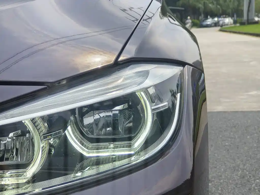 BMW 3 Series — миниатюра 2